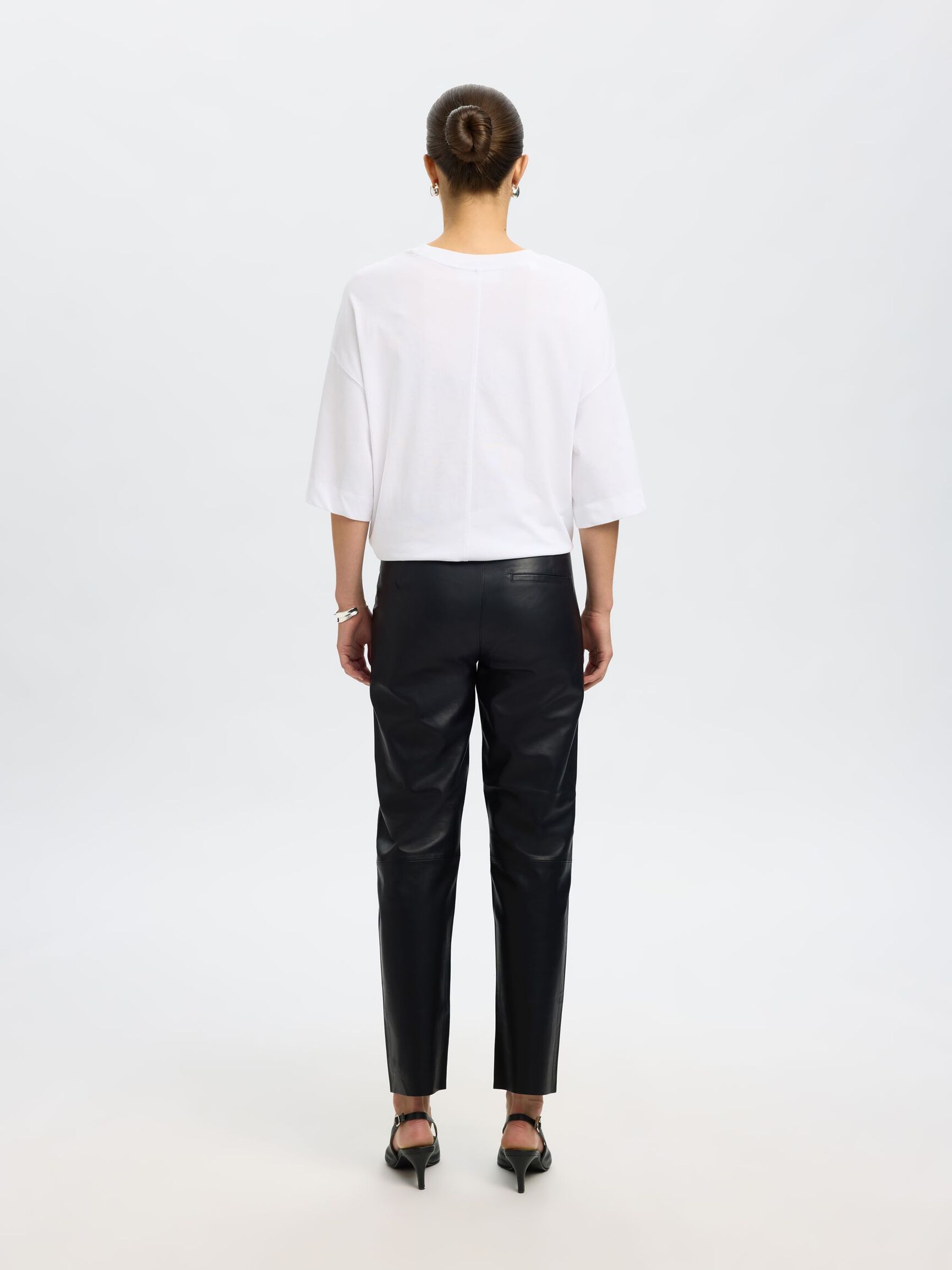 FUSELÉ PANTALON EN CUIR, Black, highres