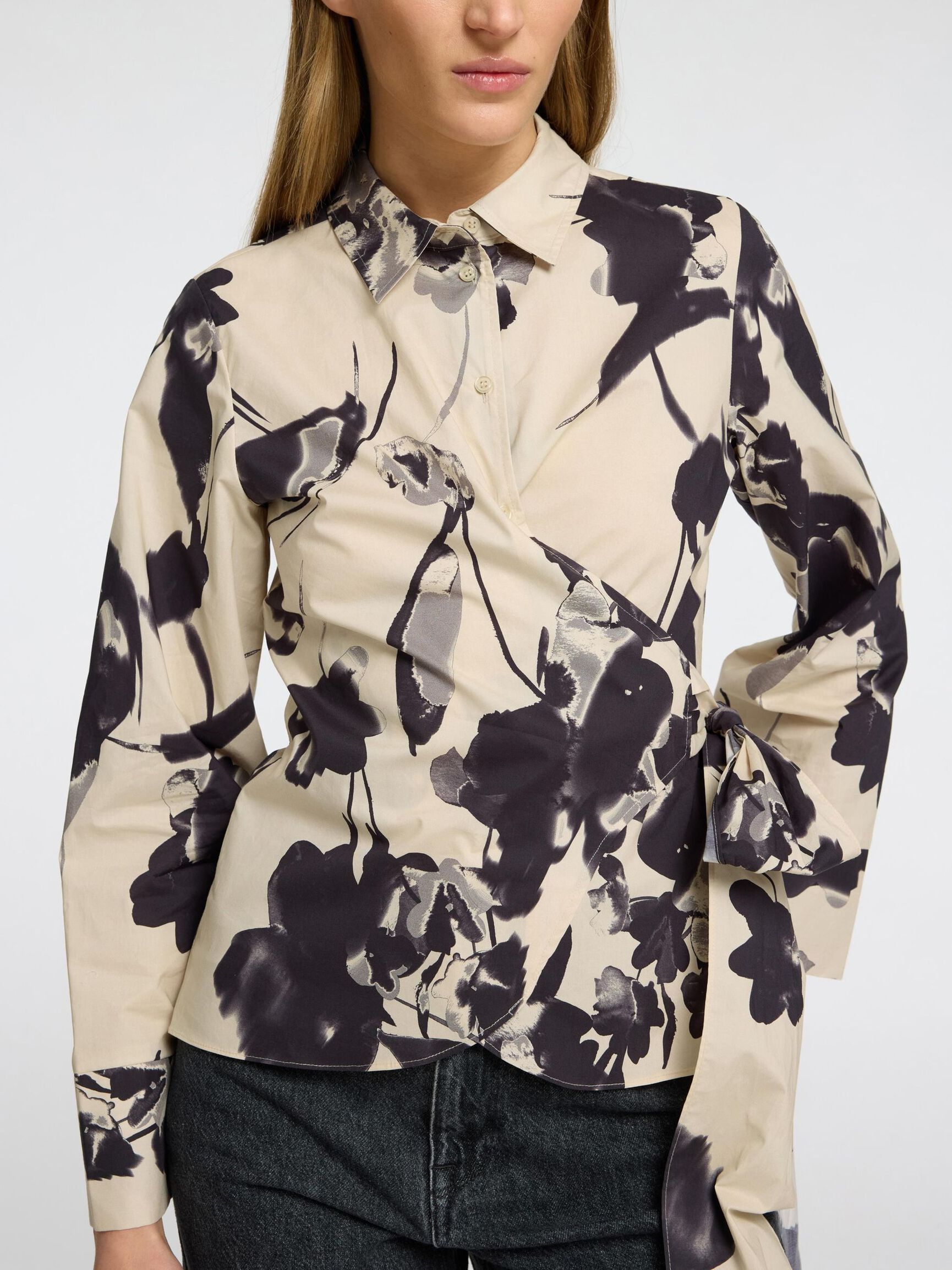 PRINTET SLÅ-OM-BLUSE, Birch, highres