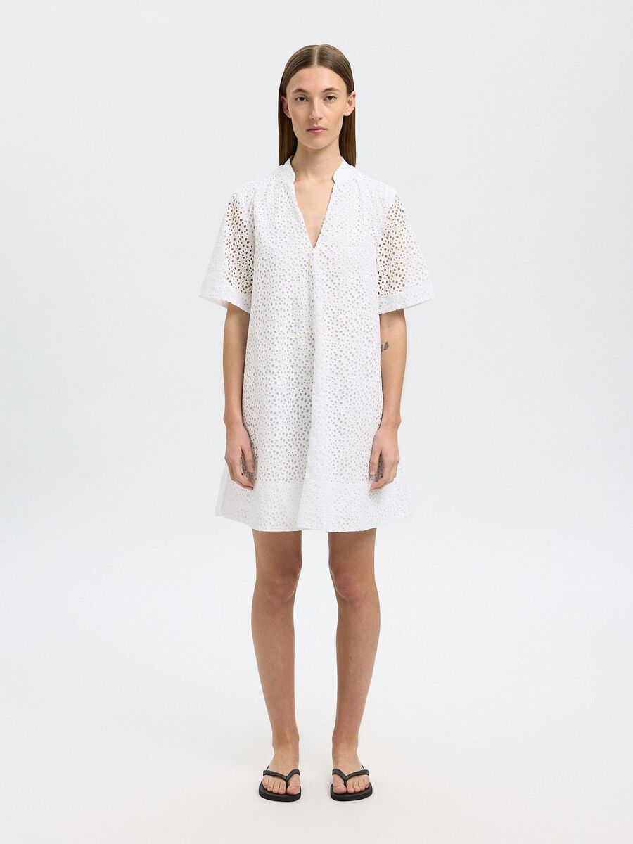 Selected BRODERIE ANGLAISE MINI JURK, Bright White, highres - 16097775_BrightWhite_003.jpg