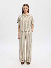 A RAYAS CAMISA DE CORTE CROPPED, Sandshell, highres