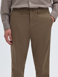 175 SLIM FIT FLEX CHINOS, Morel, highres