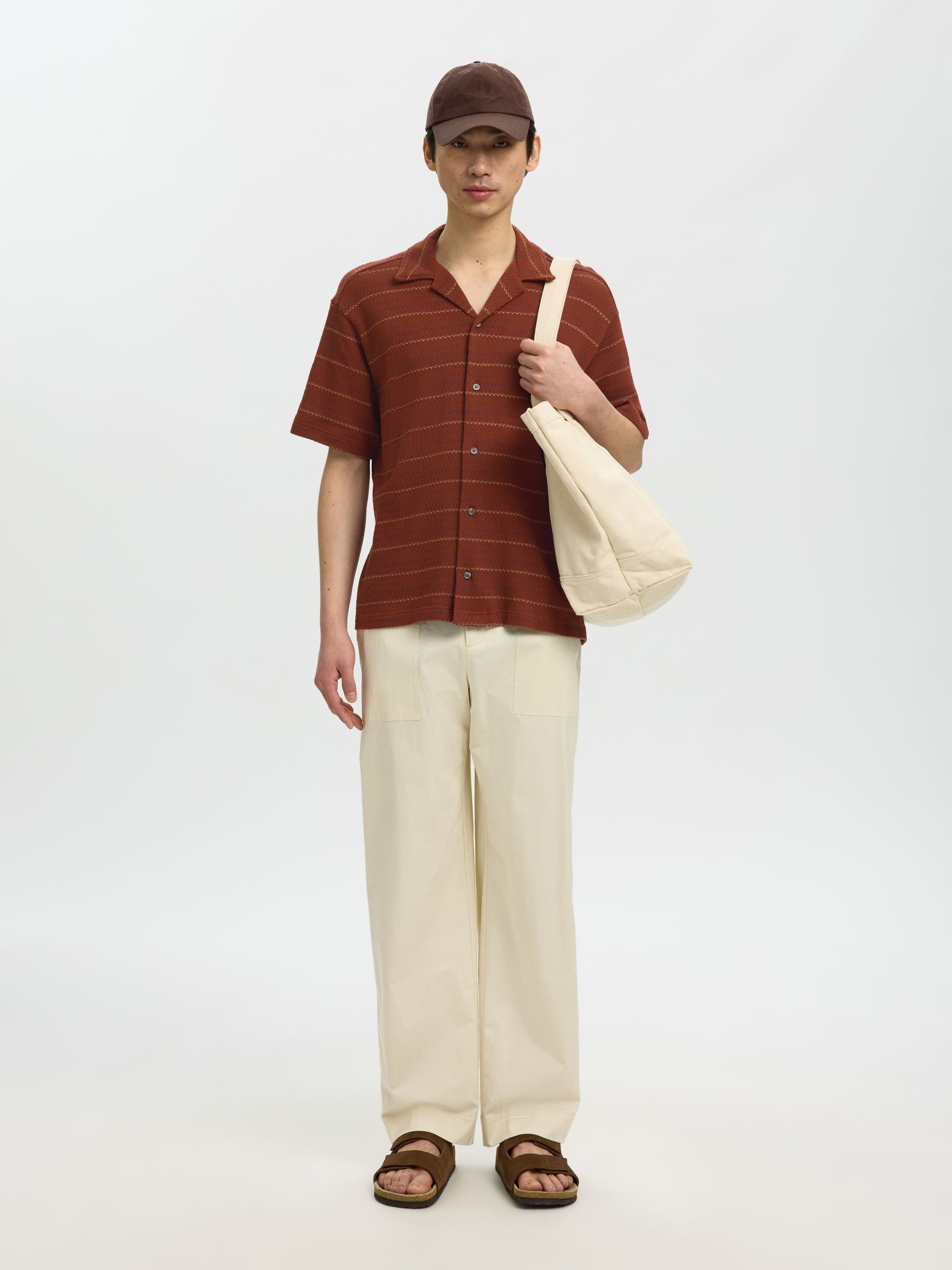 REGULAR FIT SHORT SLEEVED SHIRT, Cherry Mahogany, highres