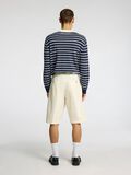 Selected LOOSE FIT CHINOSHORTS, Egret, highres - 16099047_Egret_004.jpg