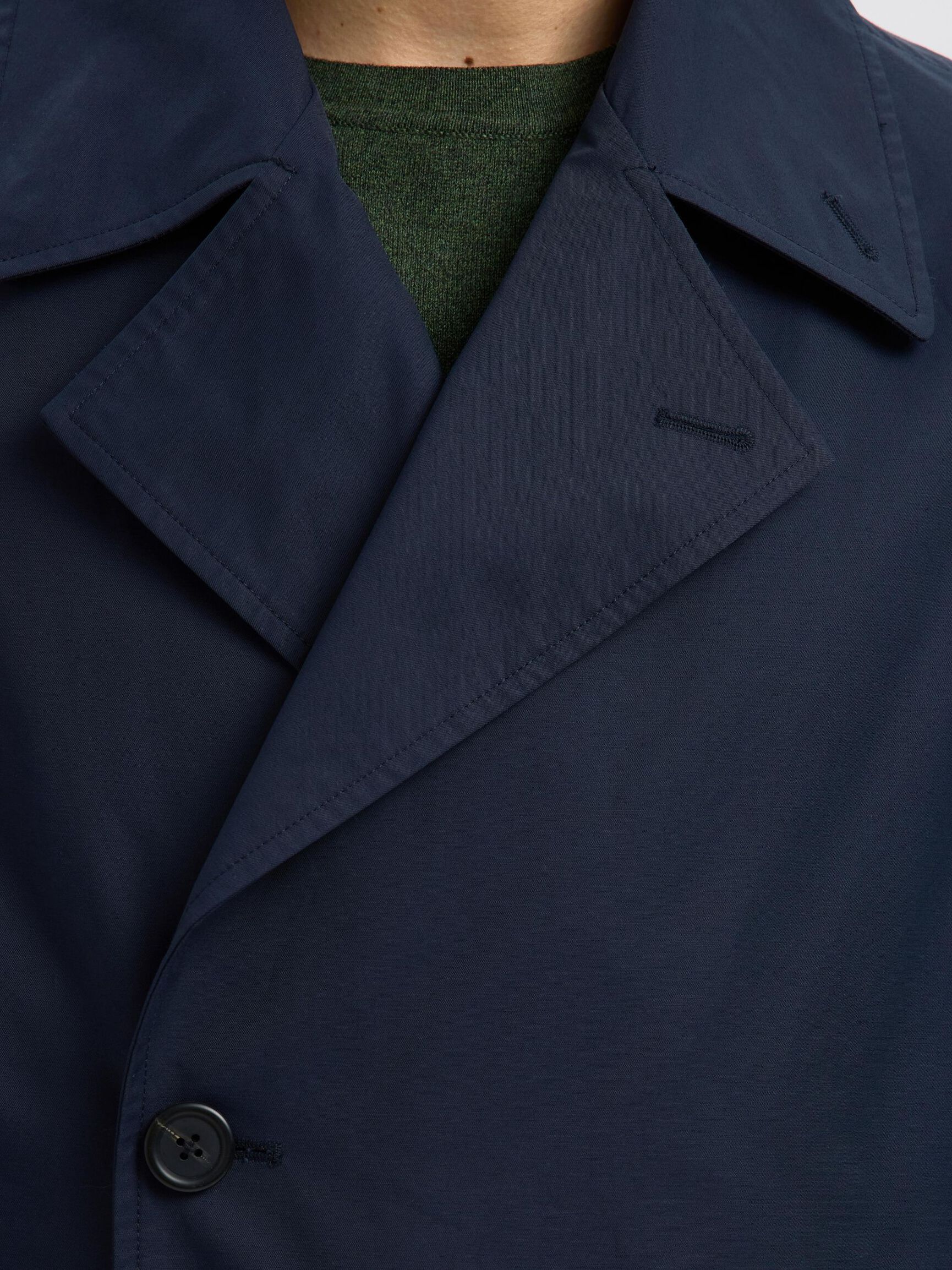 WASSERABWEISENDER TRENCHCOAT, Sky Captain, highres