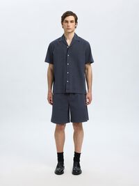 SEERSUCKER SHORTS, Sky Captain, highres