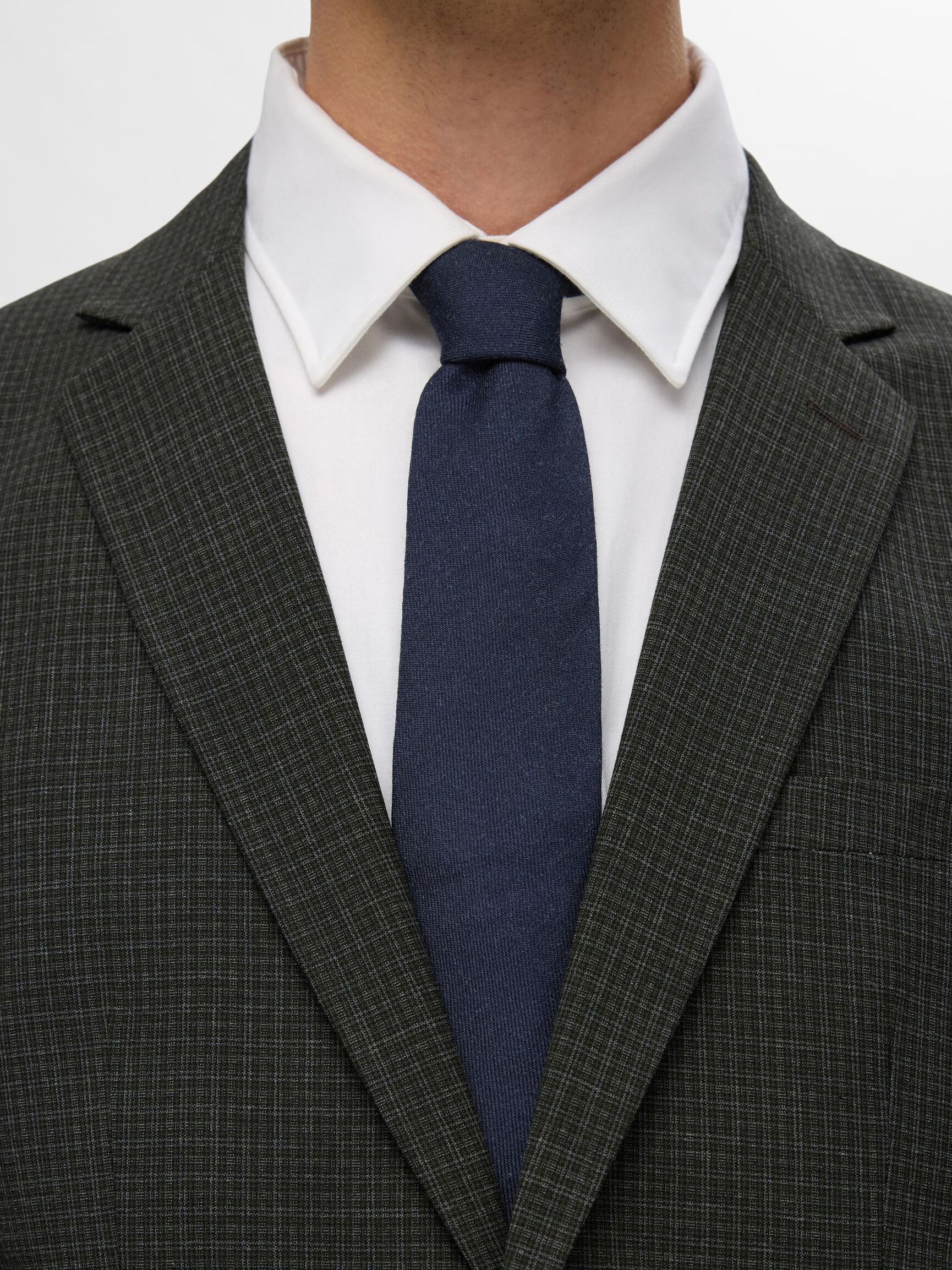 WOOL TIE, Sky Captain, highres