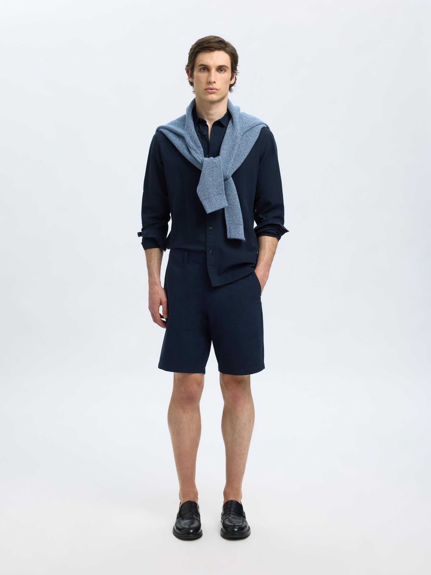 SEERSUCKER SHORTS, Sky Captain, highres