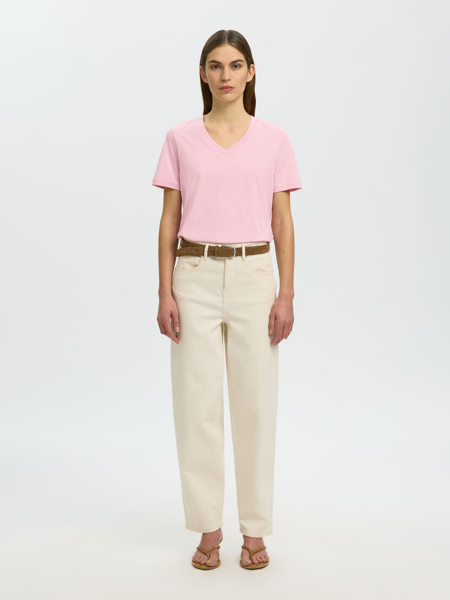 CLASSIC V-NECK T-SHIRT, Bleached Mauve, highres