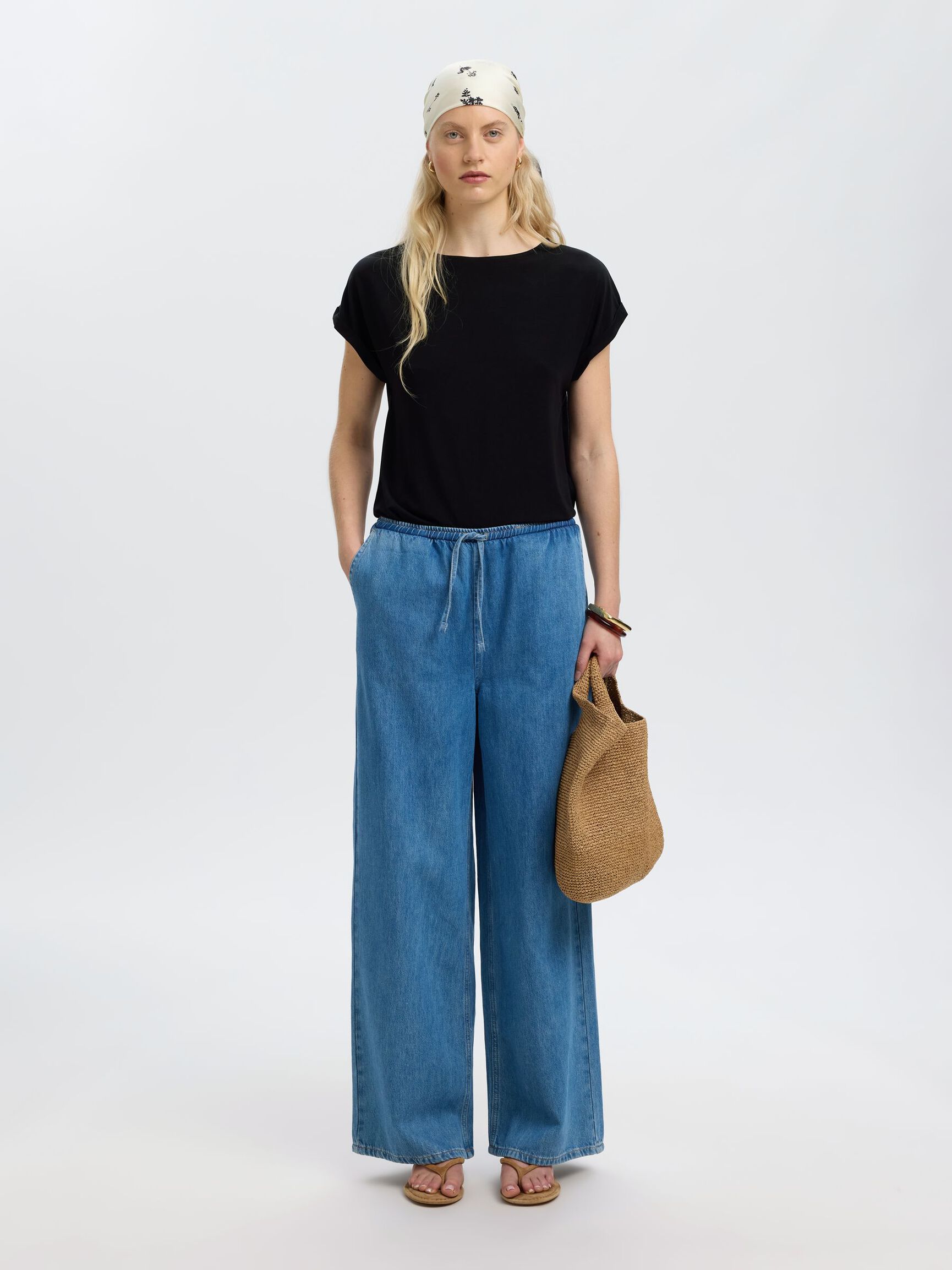 BOATNECK T-SHIRT, Black, highres