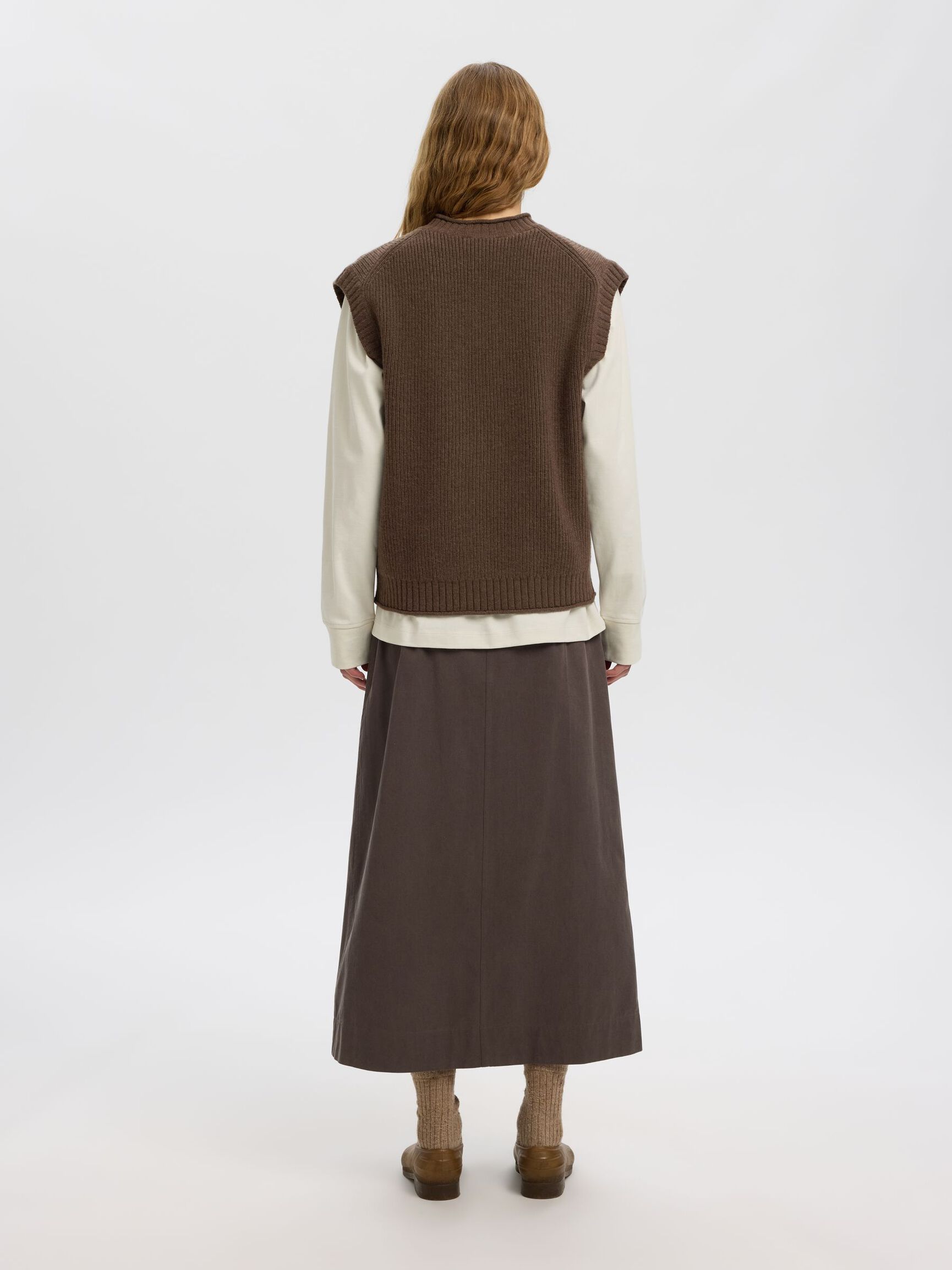WOOL KNITTED VEST, Turkish Coffee, highres