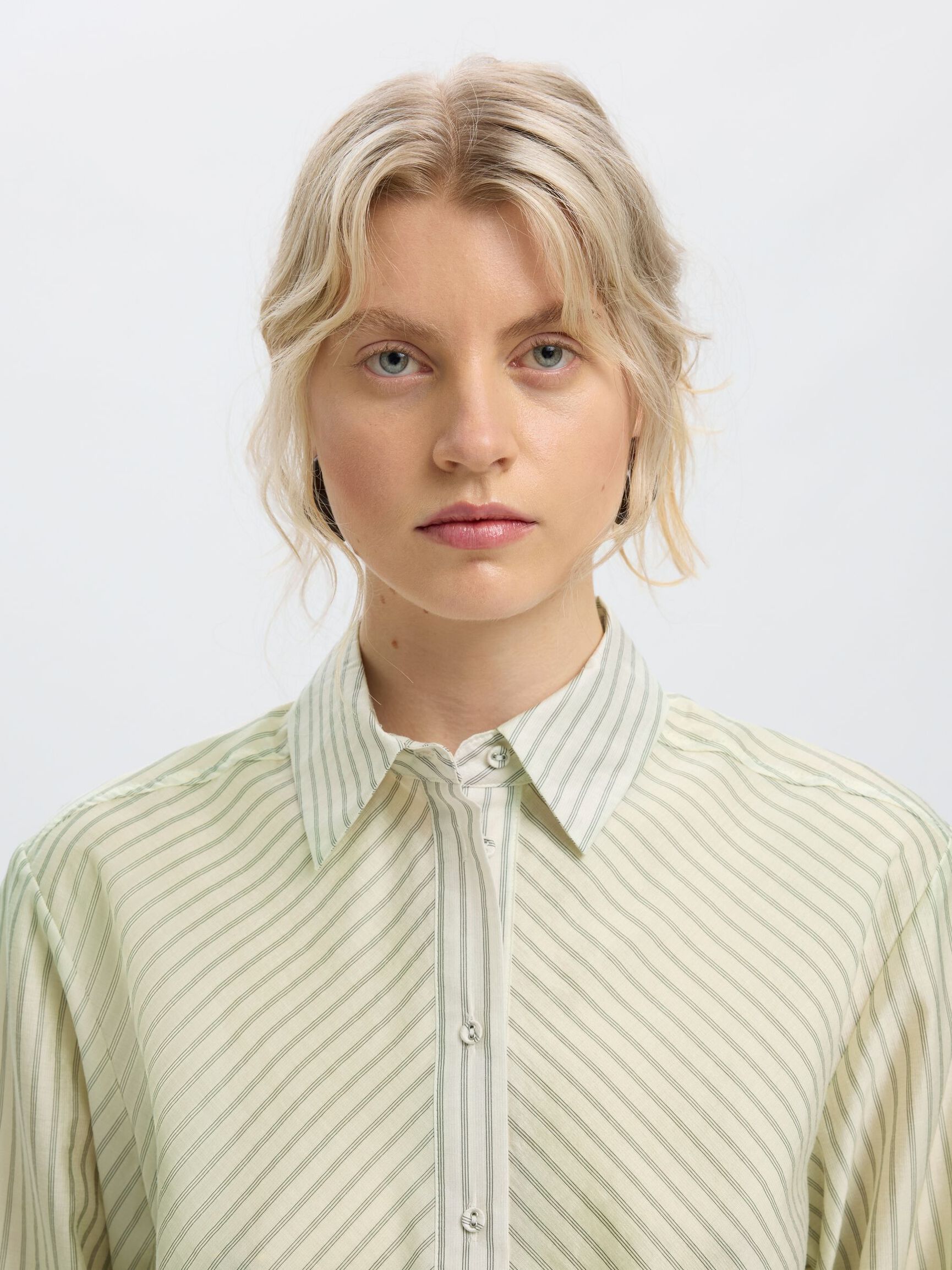 RELAXED FIT SHIRT, Egret, highres