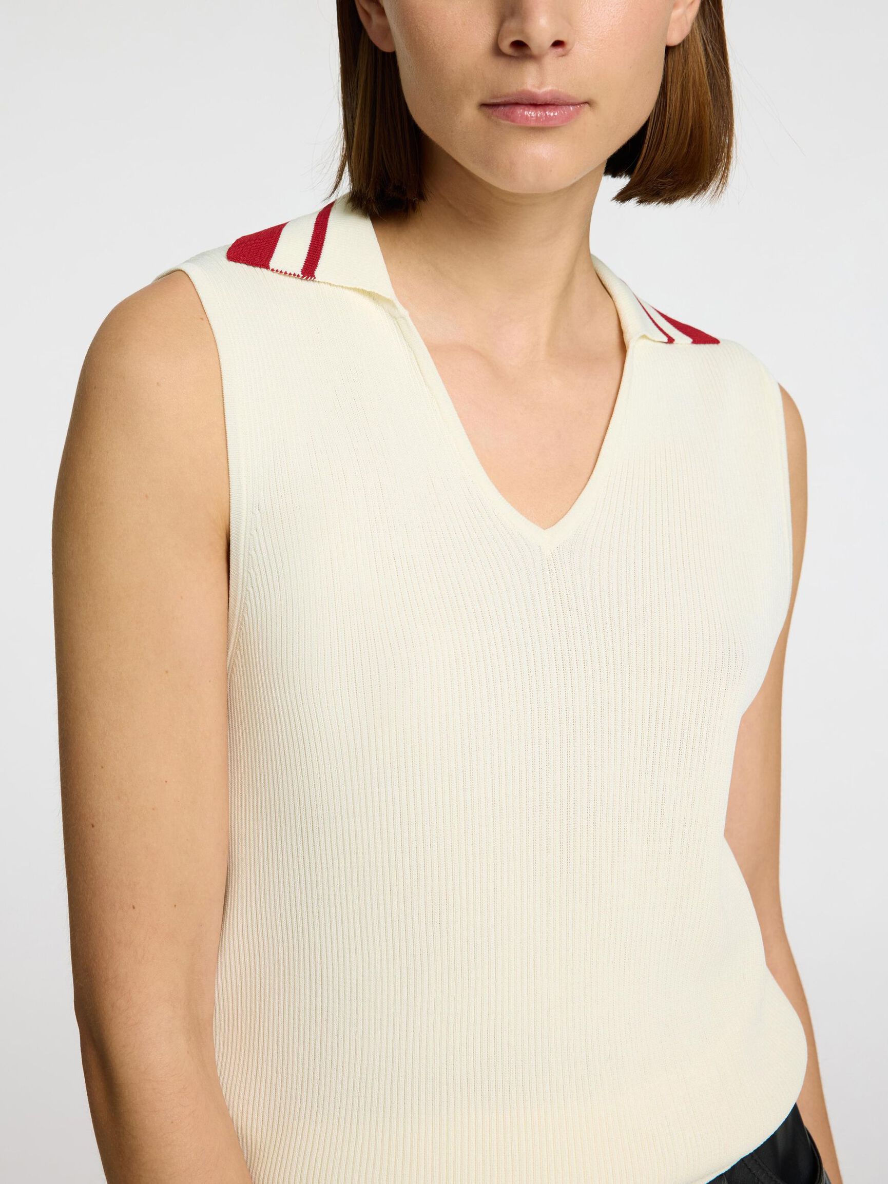 V-RINGNING ÄRMLÖS TOPP, Birch, highres