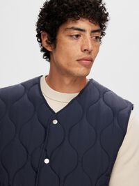 QUILTED GILET, Sky Captain, highres