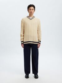 WOOL BLEND V-NECK JUMPER, Egret, highres
