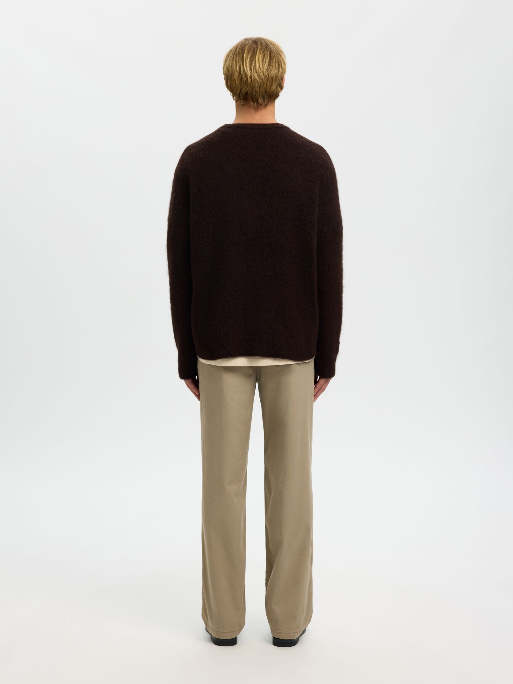 COUPE DÉCONTRACTÉE PULL EN MAILLE, Chocolate Torte, highres