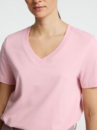 CLASSIC V-NECK T-SHIRT, Bleached Mauve, highres