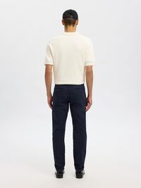 175 CORTE SLIM ESTRUCTURADO CHINOS, Dark Sapphire, highres