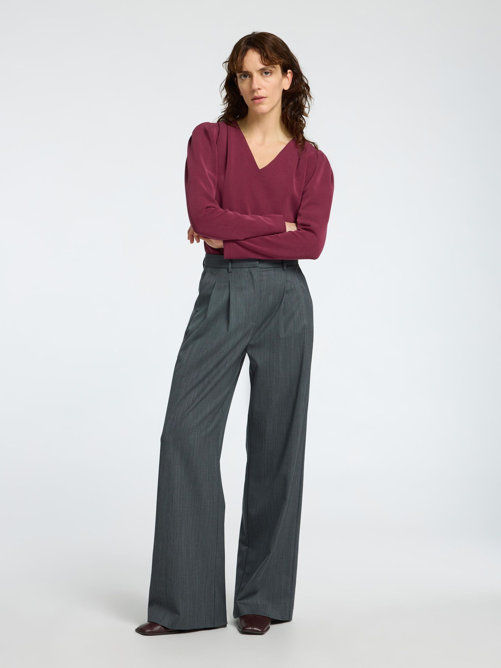 DRAPED V-NECK TOP, Zinfandel, highres
