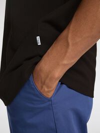 KLASSISCHES T-SHIRT, Black, highres