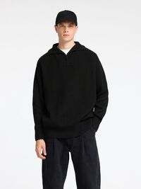 SWETER Z KRÓTKIM ZAMKIEM, Black, highres
