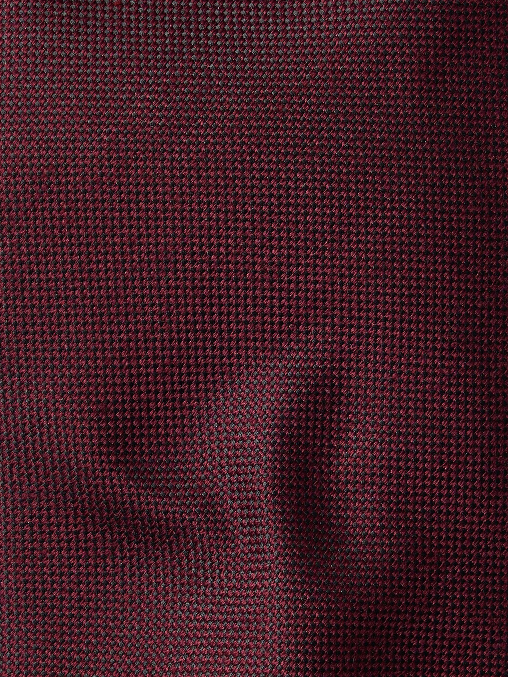 PLAIN TIE, Syrah, highres