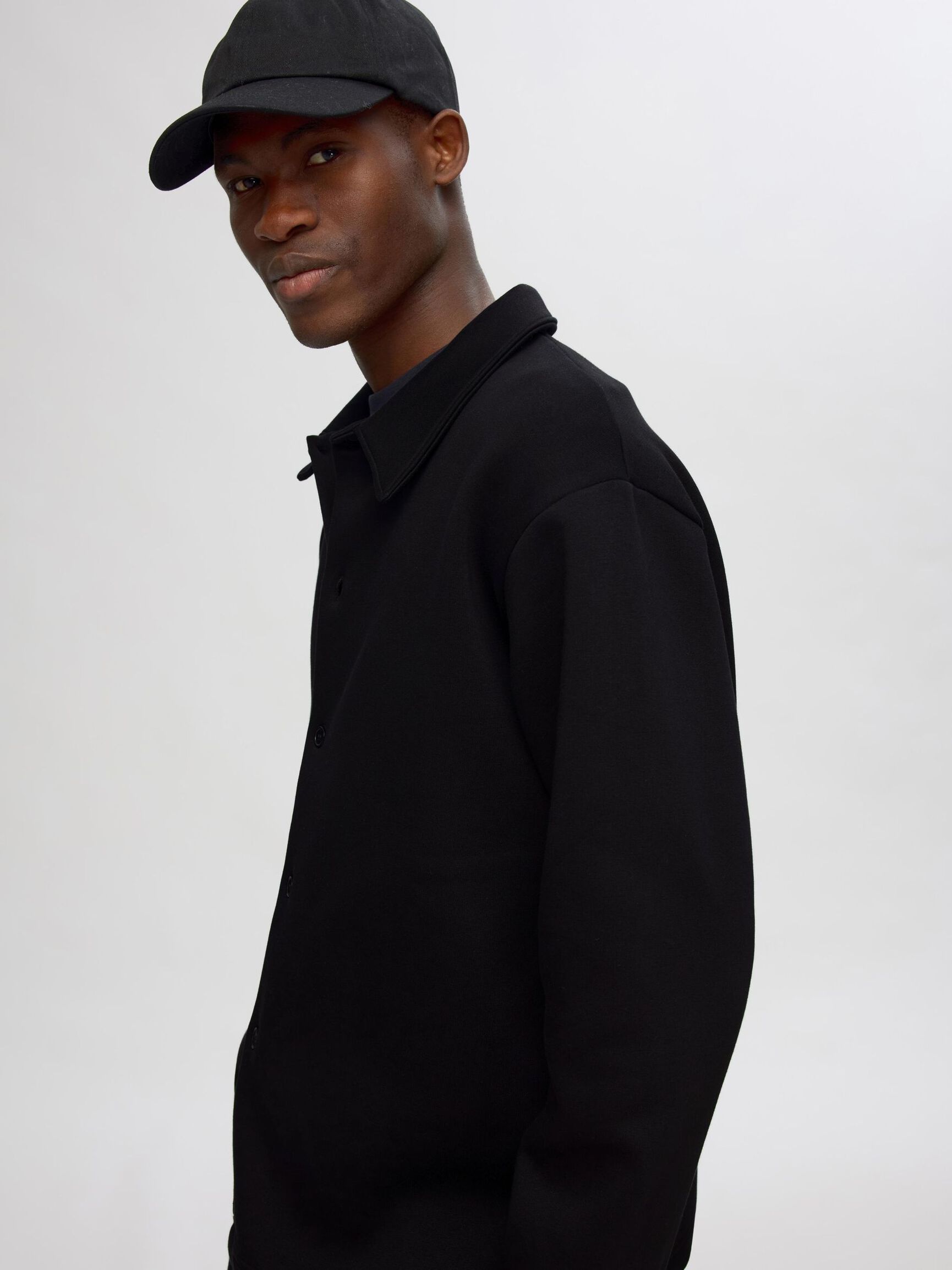 COUPE AMPLE VESTE, Black, highres