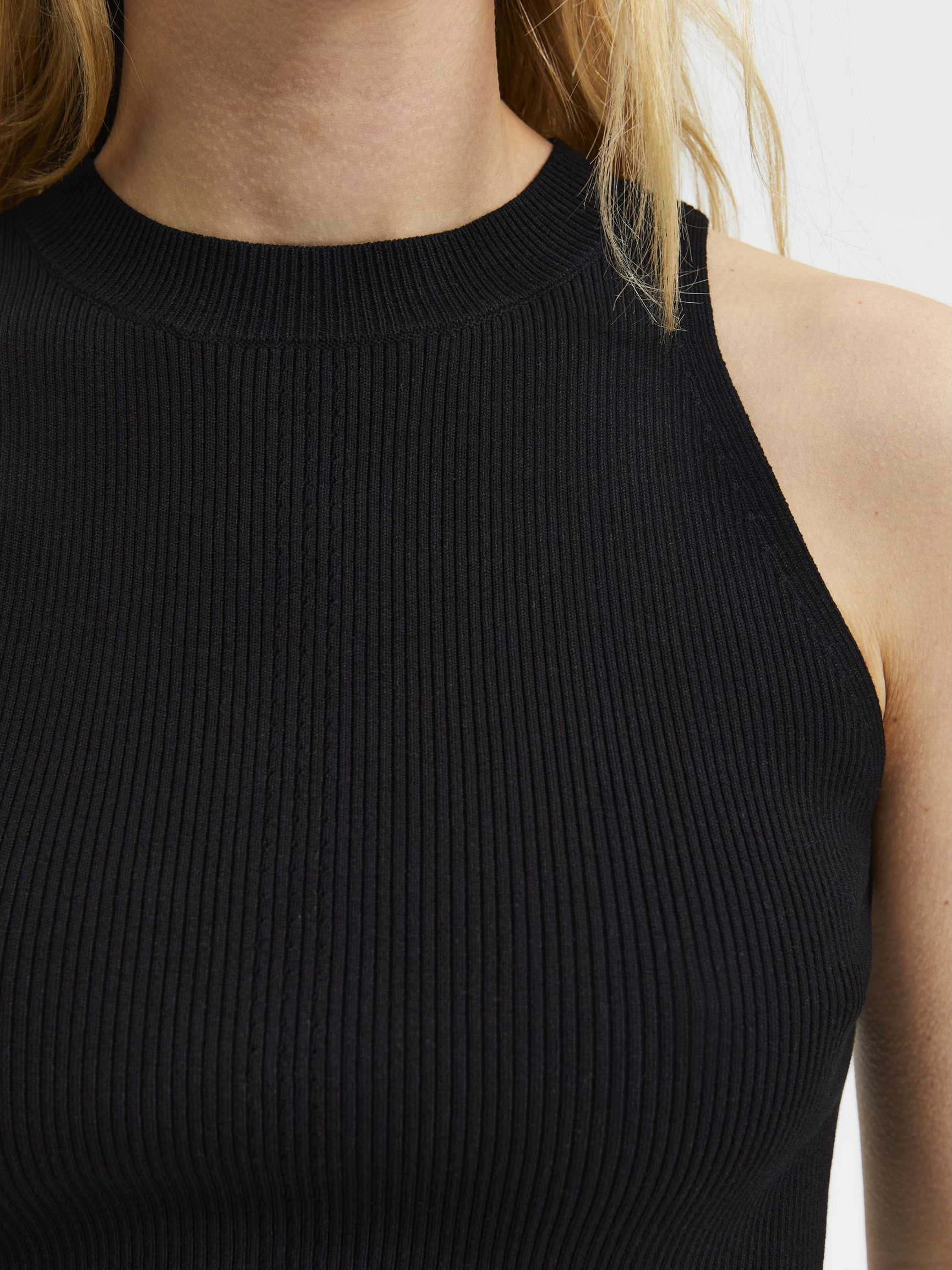 ÄRMELLOSES STRICKOBERTEIL, Black, highres