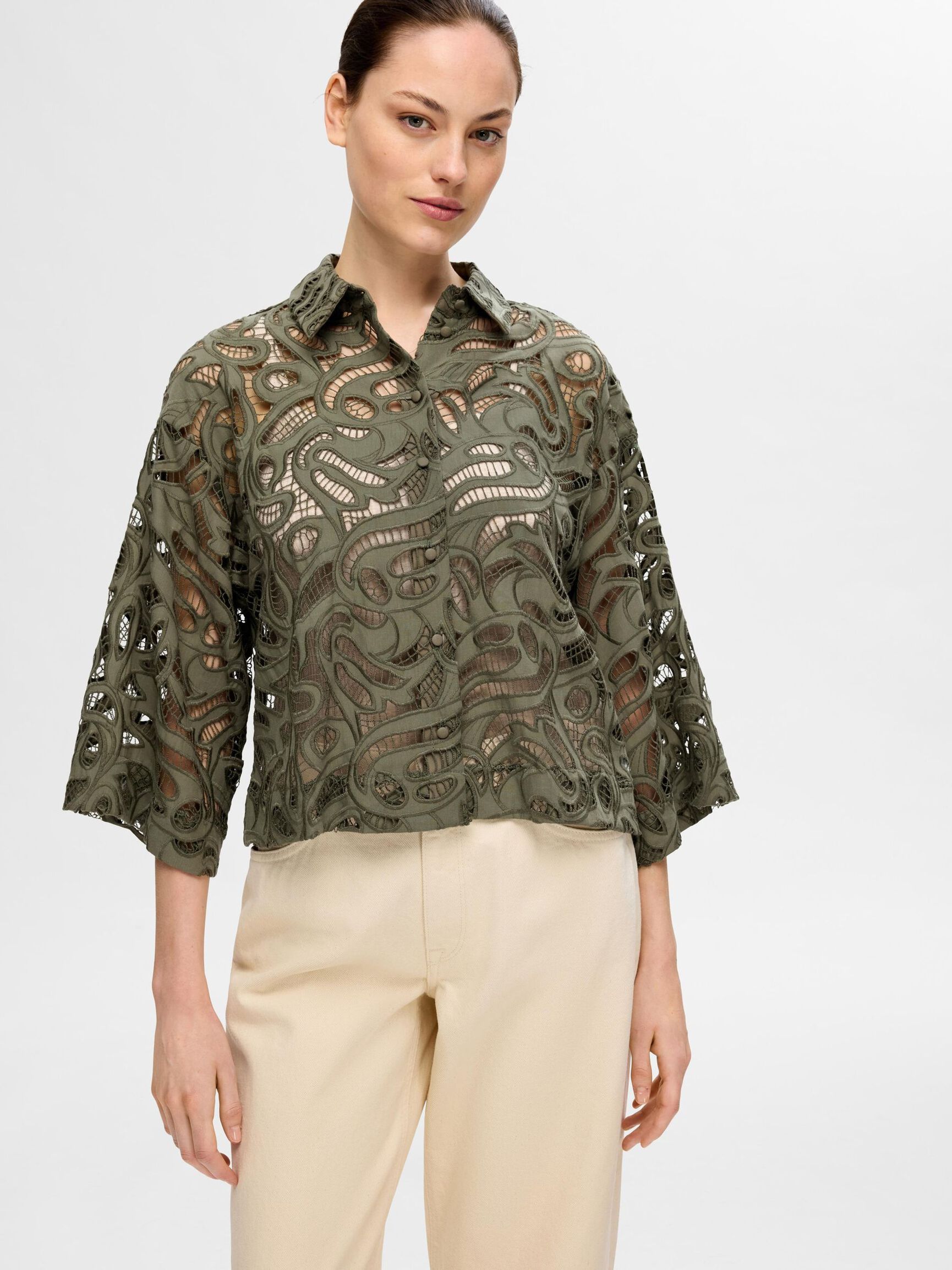 BRODERIE ANGLAISE CROP-BLUSE, Olivine, highres