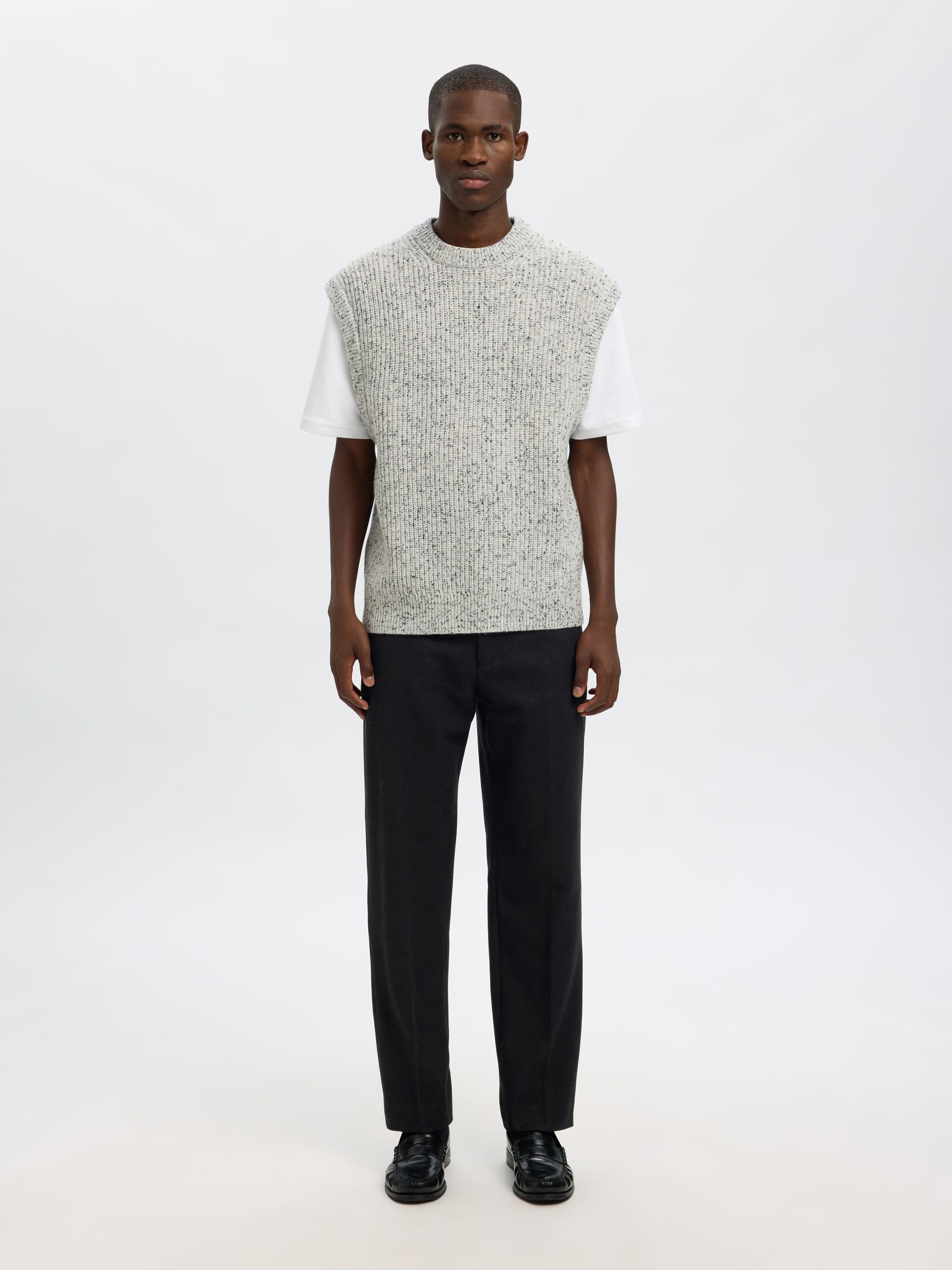 196 STRAIGHT FIT TROUSERS, Black, highres