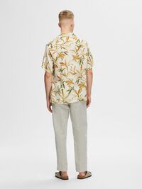 PRINTED SHORT SLEEVED SHIRT, Egret, highres