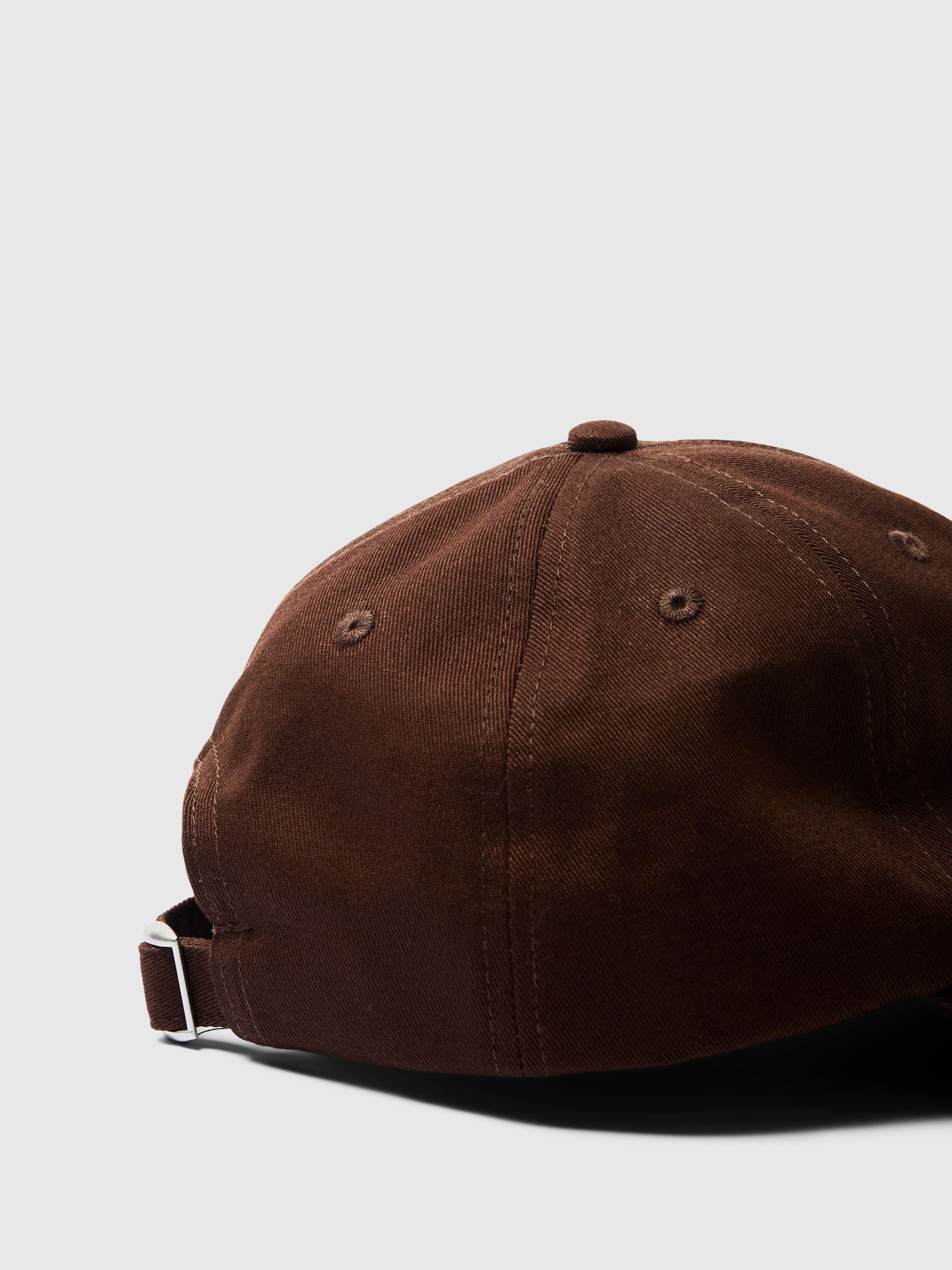 EMBROIDERED CAP, Demitasse, highres