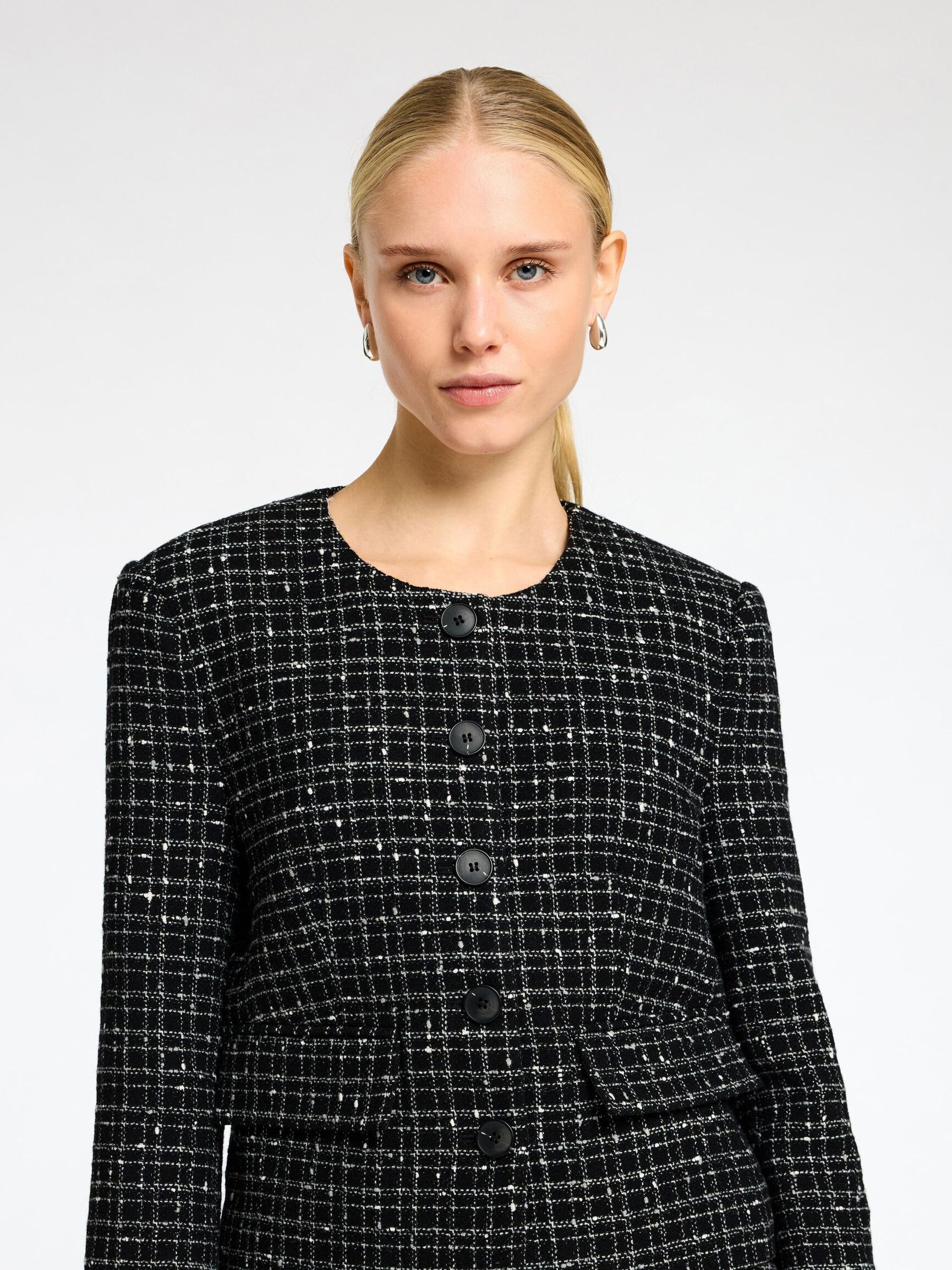 BLEISERI, Black, highres