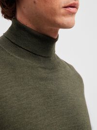SLIM FIT WOOL BLEND TURTLENECK, Forest Night, highres