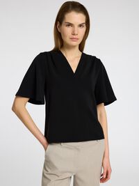 PRENDA DE MANGA CORTA TOP DE CUELLO EN PICO, Black, highres