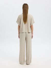 A RAYAS CAMISA DE CORTE CROPPED, Sandshell, highres
