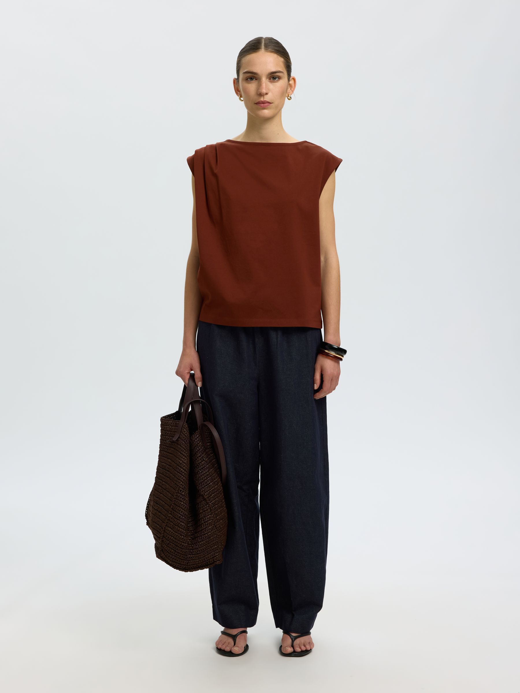 COTTON SLEEVELESS TOP, Cherry Mahogany, highres