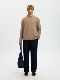 COUPE DÉCONTRACTÉE PULL EN MAILLE, Walnut, highres