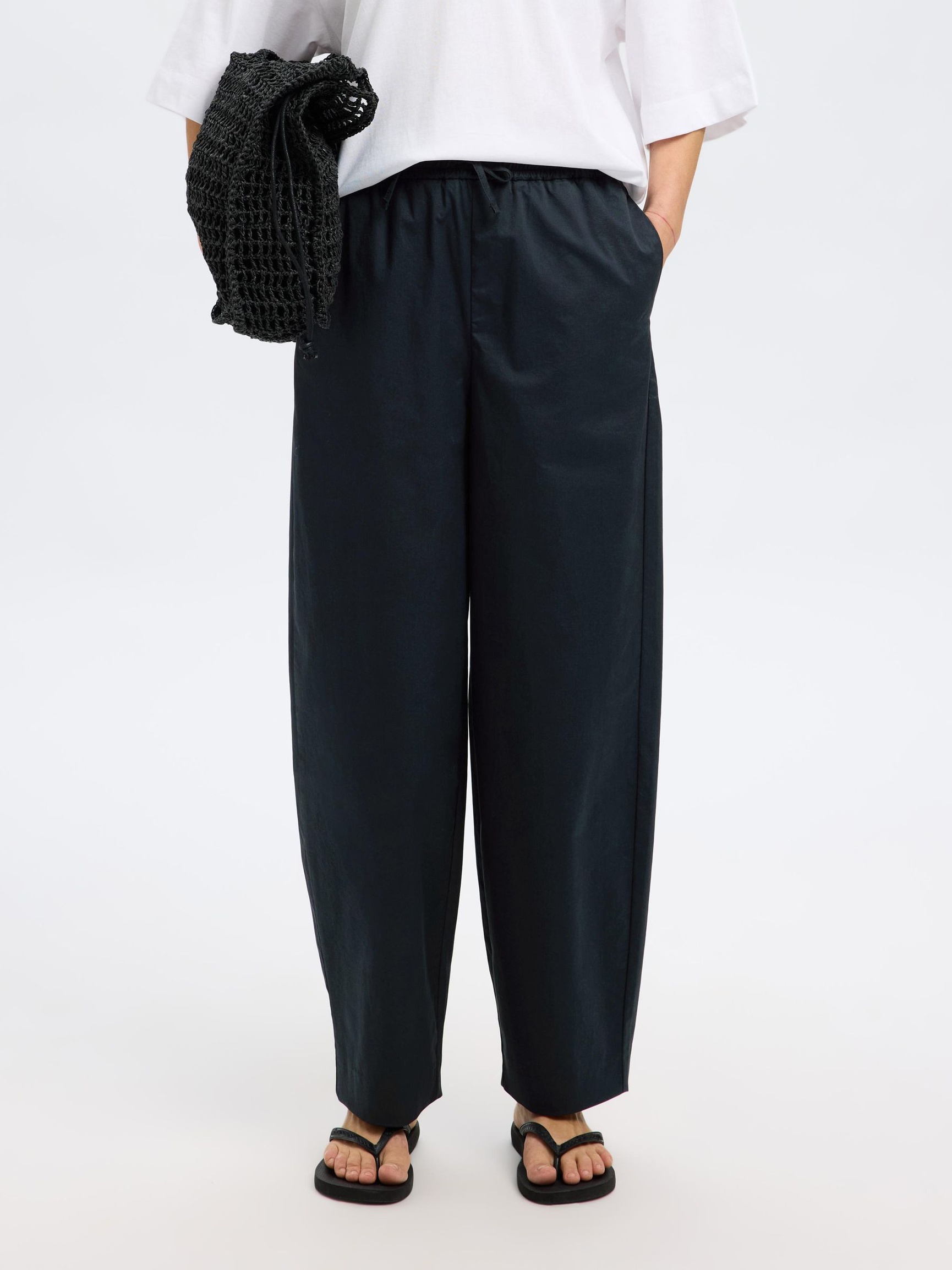 COTON PANTALONS BARREL, Black, highres