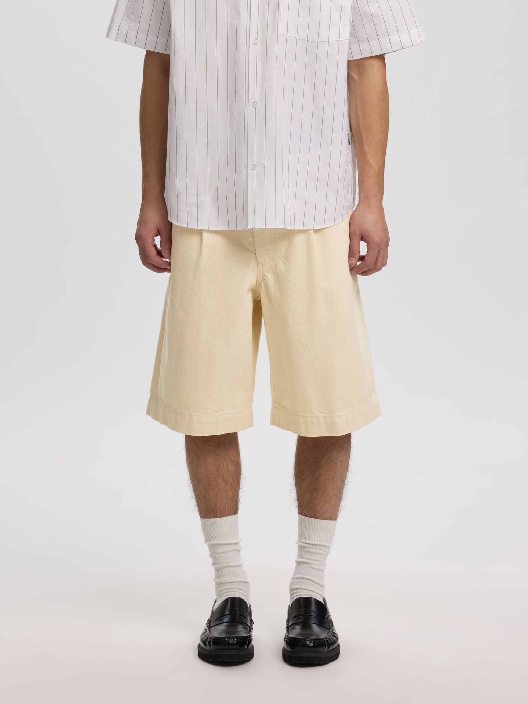 SELVEDGE OLASHORTS, White Denim, highres