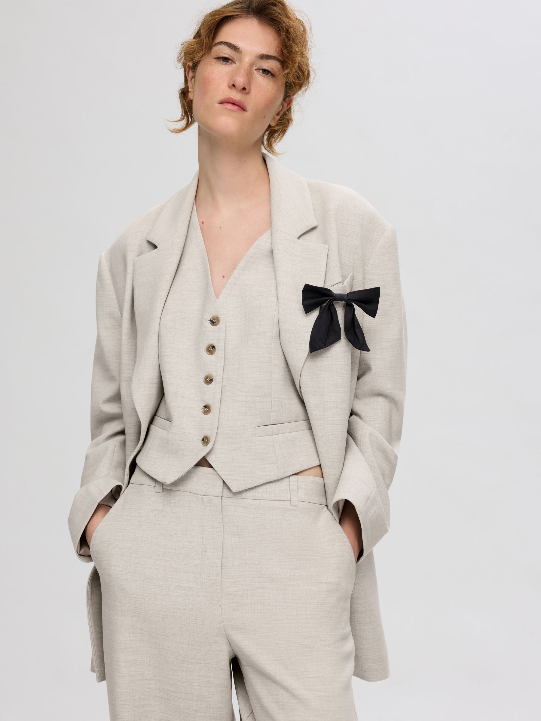 MARYNARKA, Dove, highres