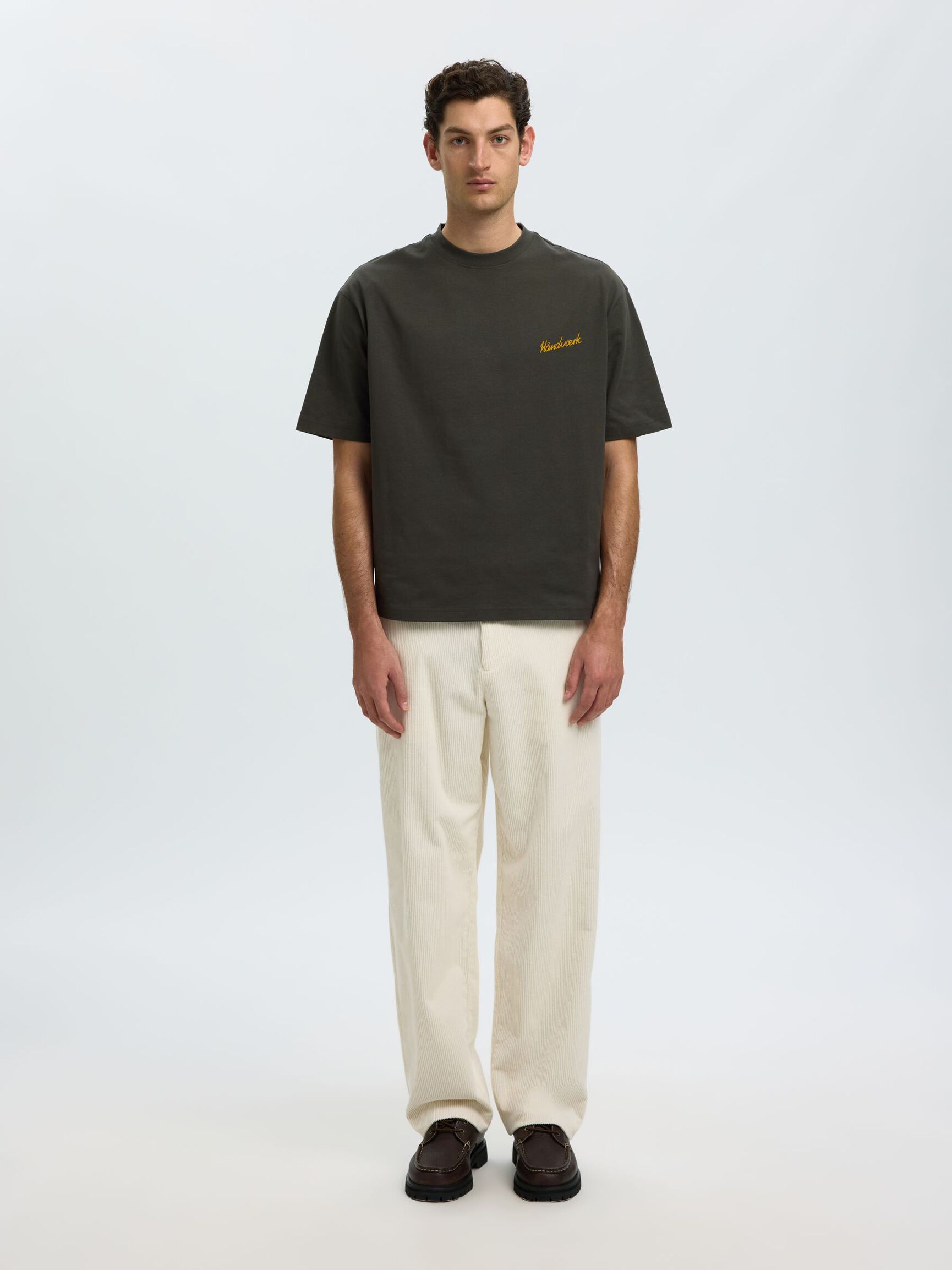 COUPE DÉCONTRACTÉE T-SHIRT, Peat, highres