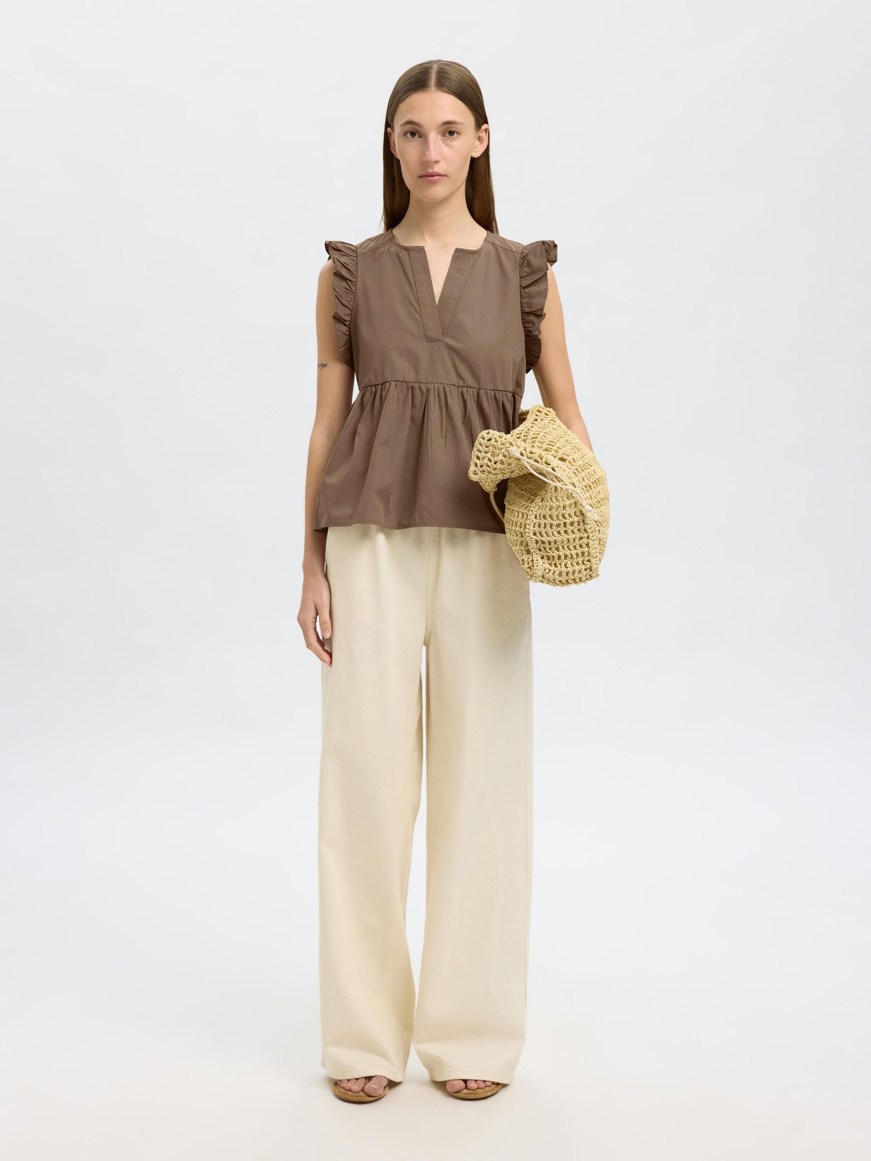 RUFFLED TOP, Coca Mocha, highres