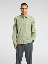 RELAXED FIT BUTTON-DOWN SHIRT, Iceberg Green, highres