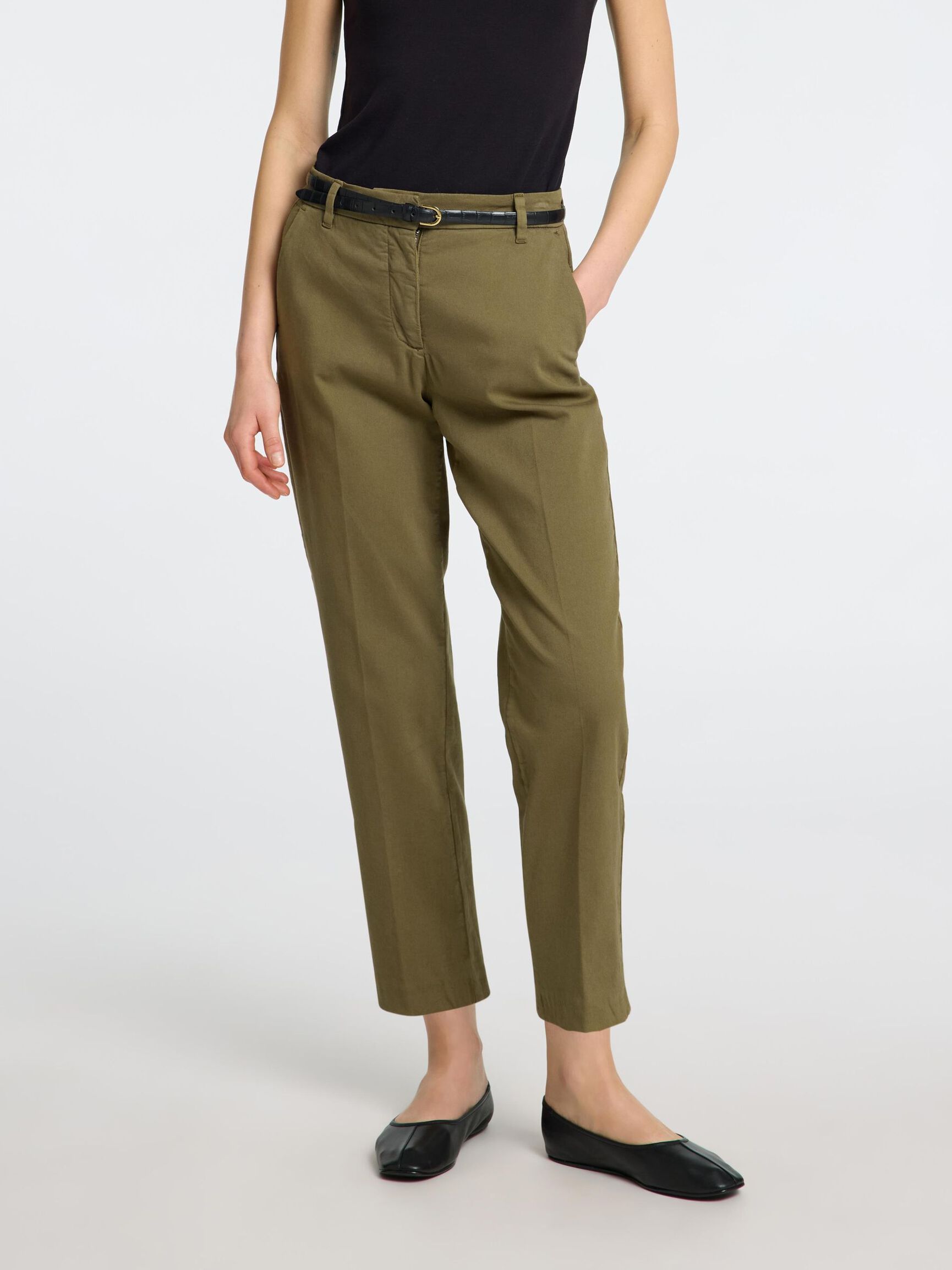 CROPPED TAPERED TROUSERS, Kalamata, highres