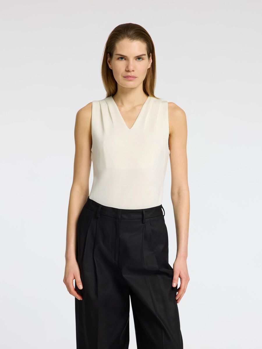 Selected SLEEVELESS V-NECK TOP, Snow White, highres - 16096372_SnowWhite_003.jpg