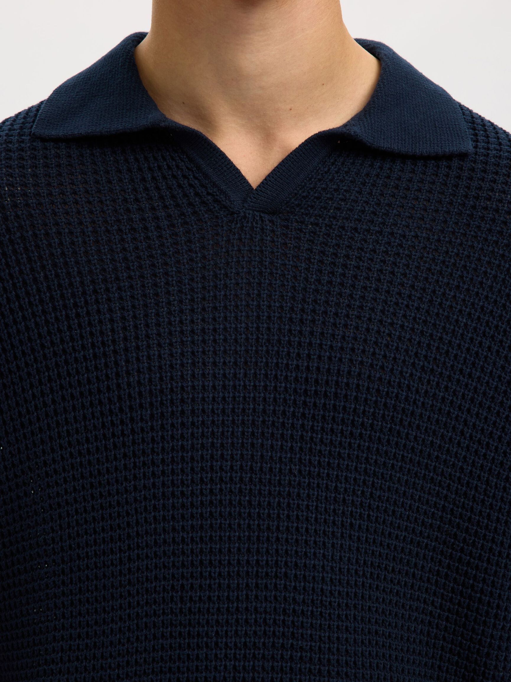 STRICK POLOSHIRT, Sky Captain, highres