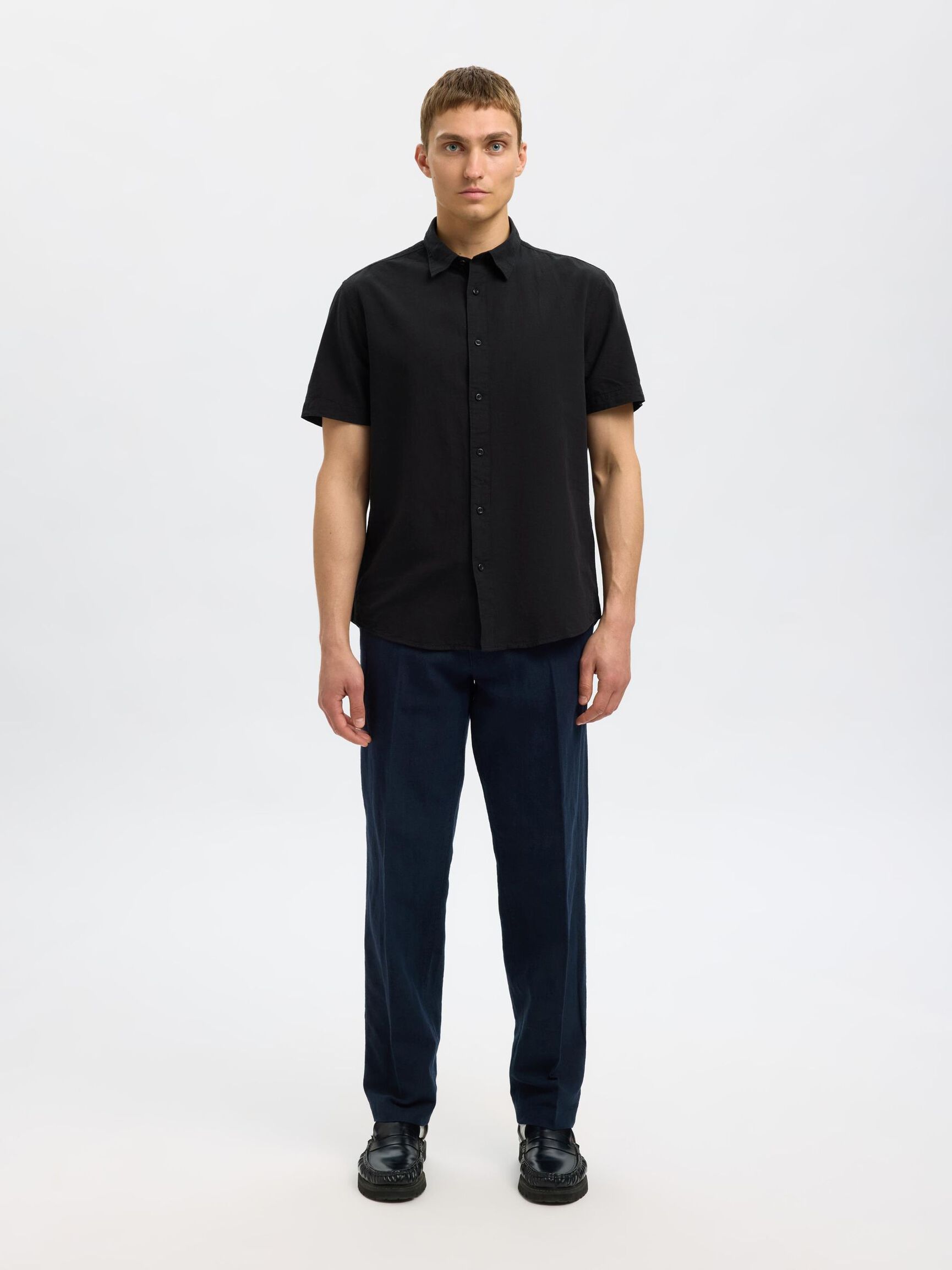 CLASSIC SHORT SLEEVED SHIRT, Black, highres