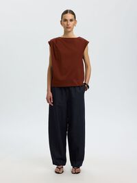 COTTON SLEEVELESS TOP, Cherry Mahogany, highres