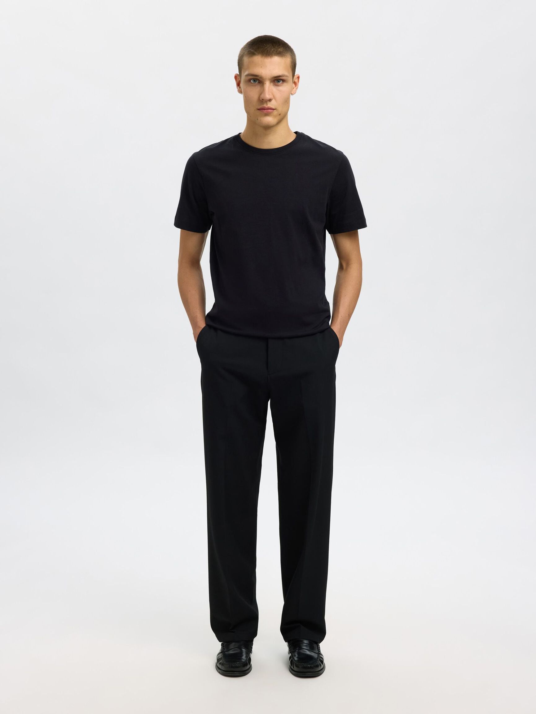 220 LOOSE-FIT TROUSERS, Black, highres