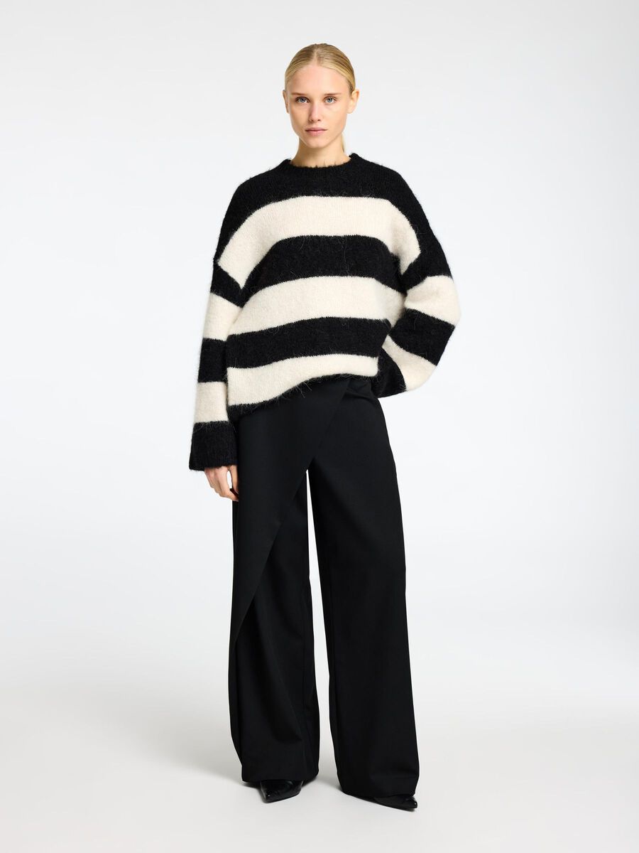 Selected OVERSIZED WOOL BLEND JUMPER, Black, highres - 16095599_Black_1153719_005.jpg